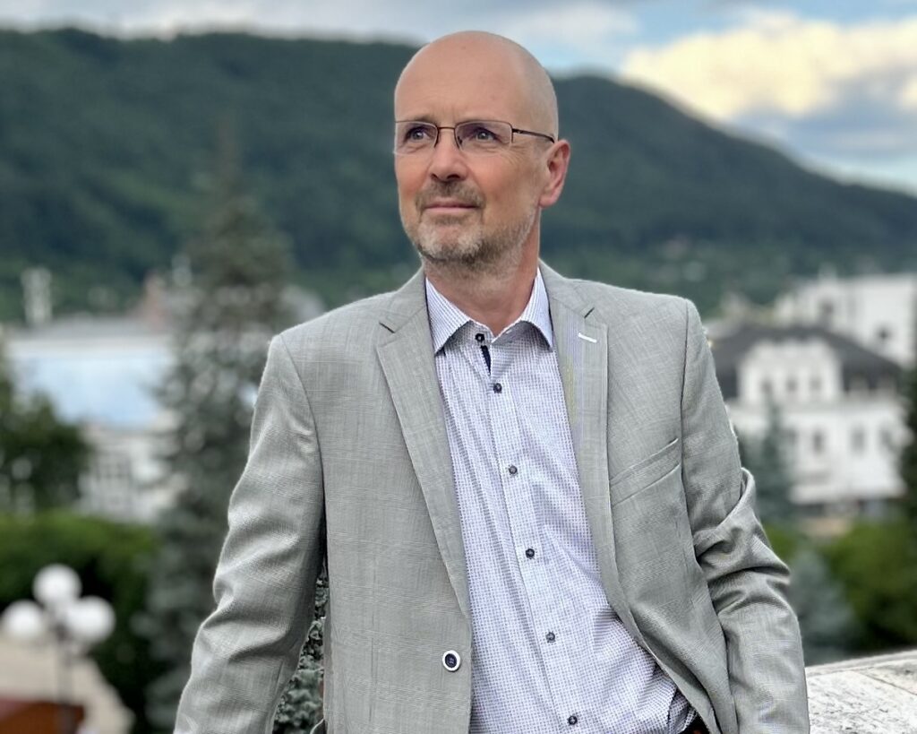 biznis poradca a mentor-Roman Lokšík